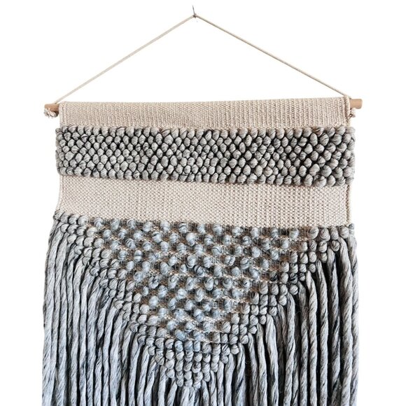Handwoven Macramé Wall Hanging With Tassels Beige & Gray Boho Decor Rope Design - Picture 3 of 8